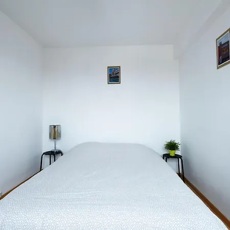 Lomme Cosy 2 Chambres Parking Prive شقة