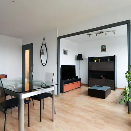 Lomme Cosy 2 Chambres Parking Prive شقة *